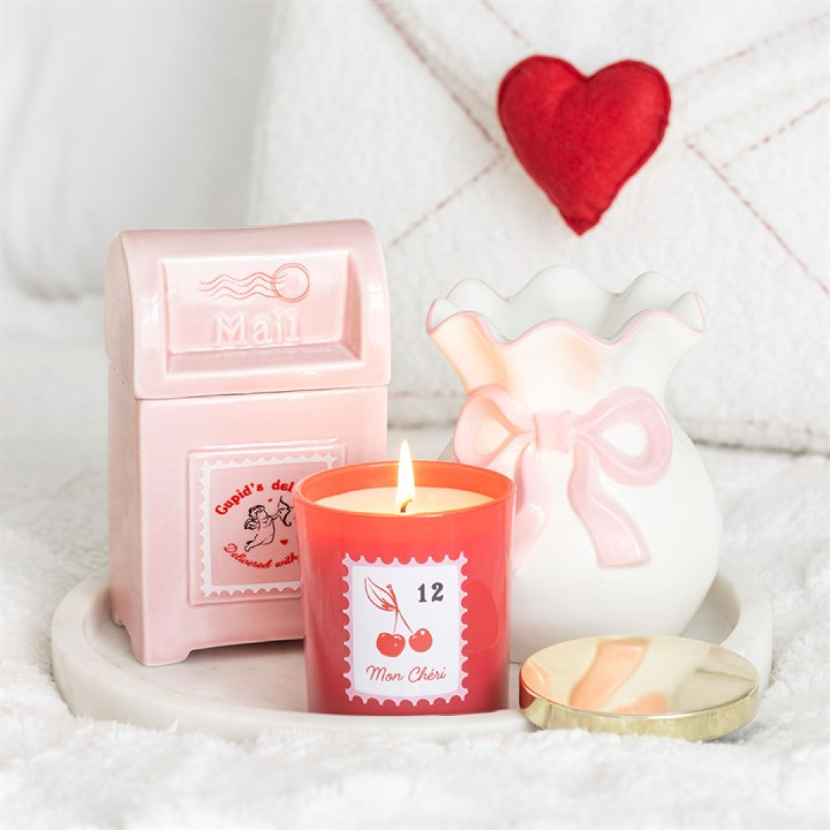 White and Pink Bow Oil Burner
